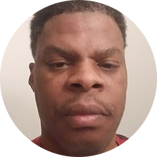 Howard_Headshot-CIRCLE